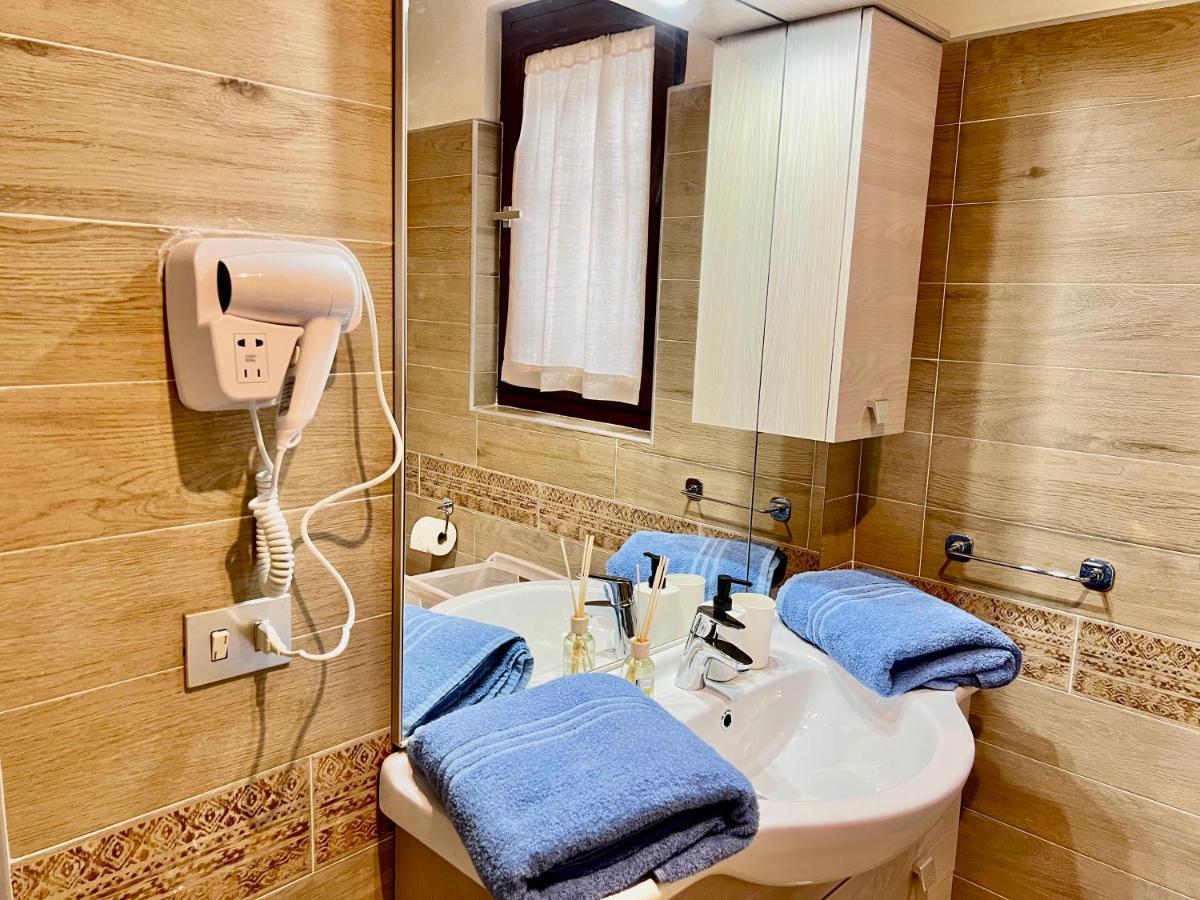 Two Bedroom Al Casello N. 2 โกโม ภายนอก รูปภาพ